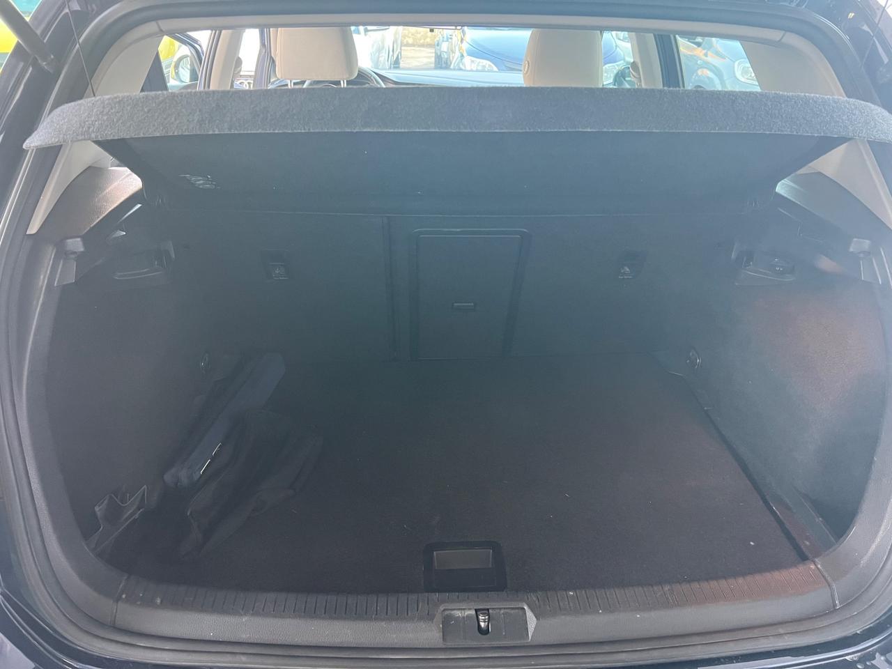 Volkswagen Golf 1.6 TDI 110 CV 5p. Comfortline BlueMotion Technology