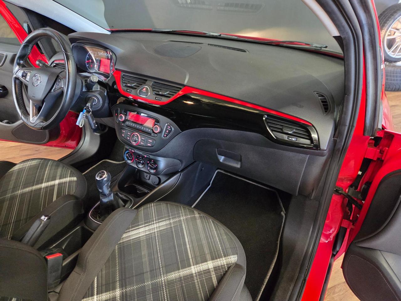 Opel Corsa 5 Porte Corsa 5p 1.4 b-Color Gpl 90cv GPL NUOVO