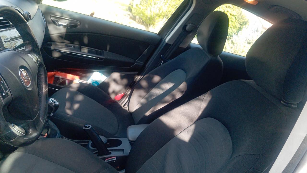 Fiat Bravo 1.6 MJT 120 CV DYNAMIC BEN TENUTA POCHI KM