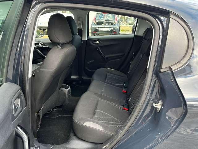 Peugeot 208 208 I 5p 1.4 hdi 8v Active