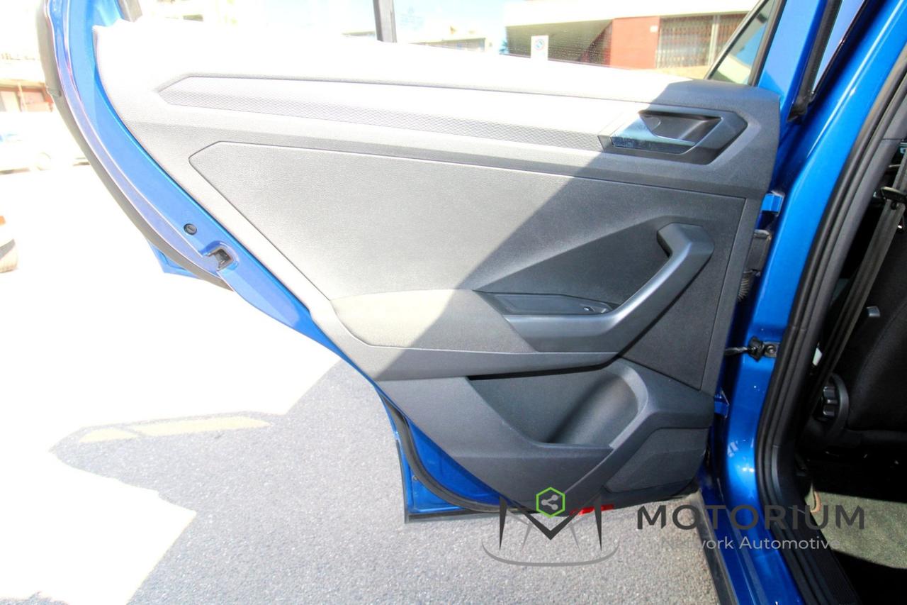 Volkswagen T ROC R LINE PLUS