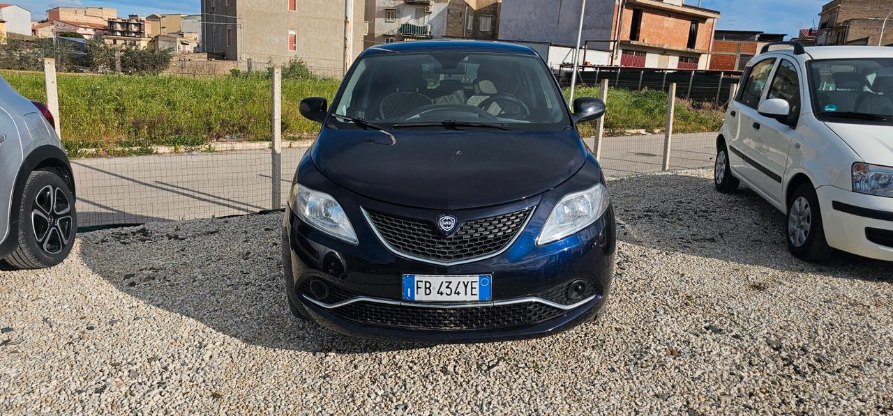 Lancia Ypsilon 1.3 MJT 16V 95 CV 5 porte S&S Platinum