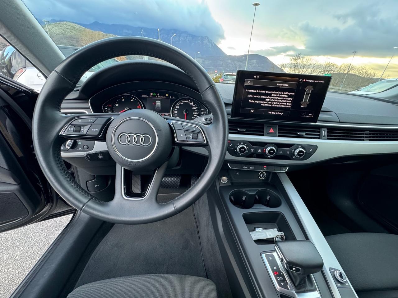 Audi A4 Avant 30 TDI/136 CV S tronic IBR/DIESEL