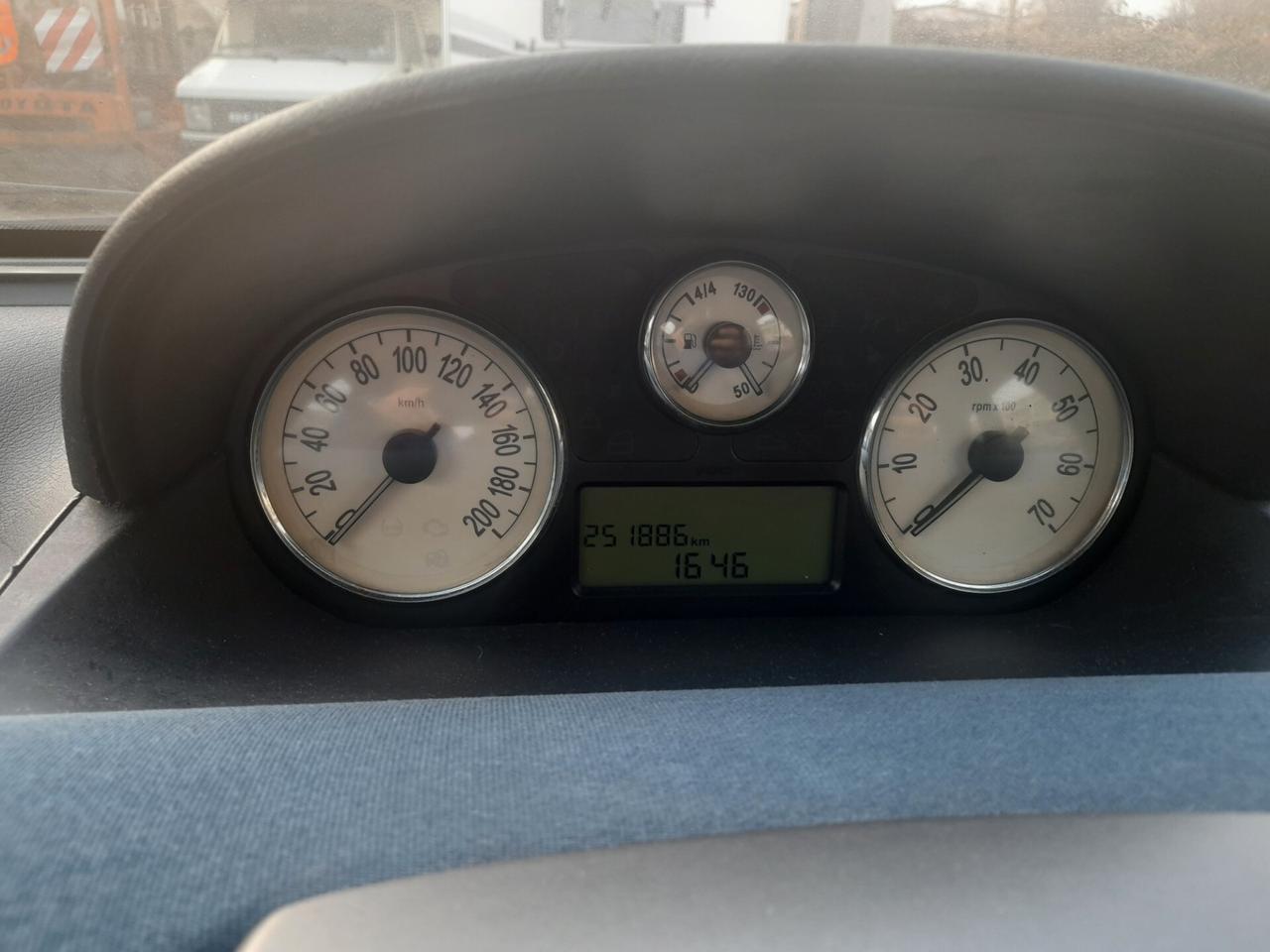 Lancia Ypsilon 1.2 Argento