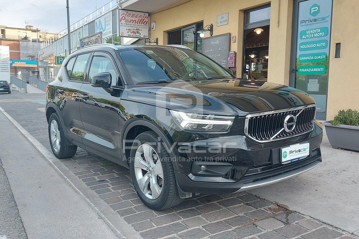VOLVO XC40 D3 Momentum