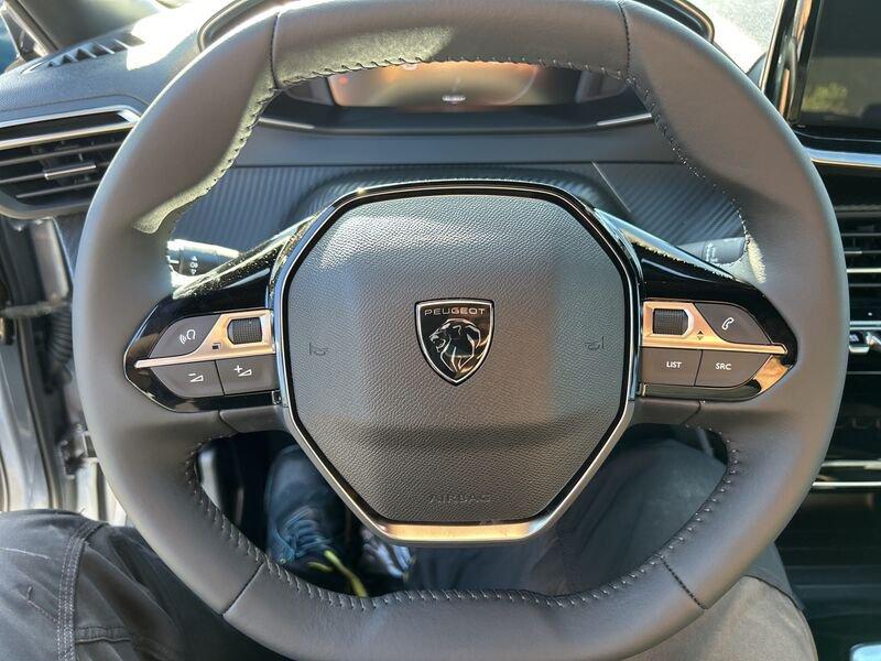 Peugeot 2008 II 2023 1.2 puretech Allure s&s 100cv