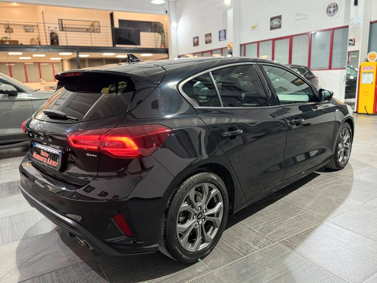 Focus 1.5 EcoBlue 120 CV automatico 5P ST-Line 2022