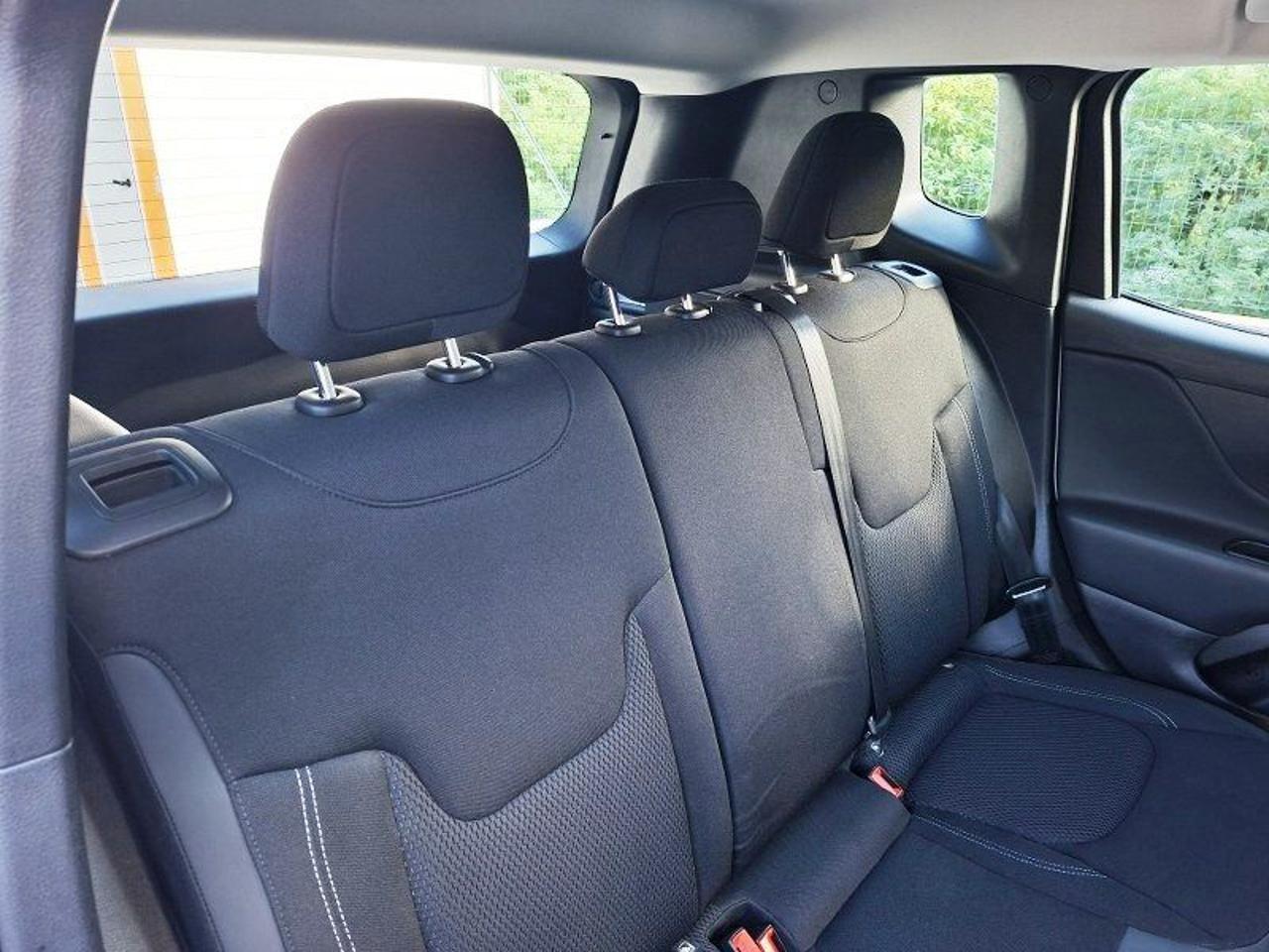 Jeep Renegade 1.6 Mjt 130 CV Longitude