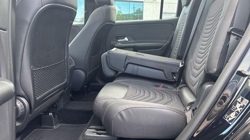 Mercedes-Benz GLB - X247 2019 180 D Premium 8G-DCT