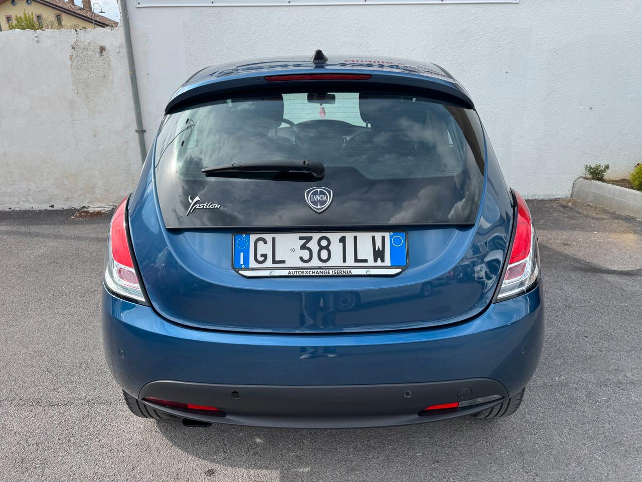 Lancia Ypsilon 1.0 FireFly 5 porte S&S Hybrid Gold