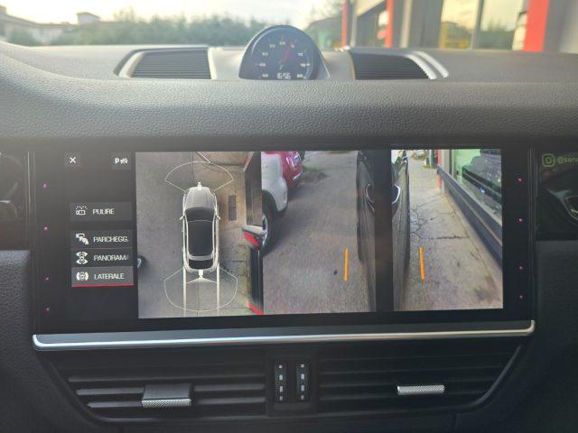 PORSCHE Cayenne Coupé 3.0 V6 Panorama 22" Full LED Sospensioni 360