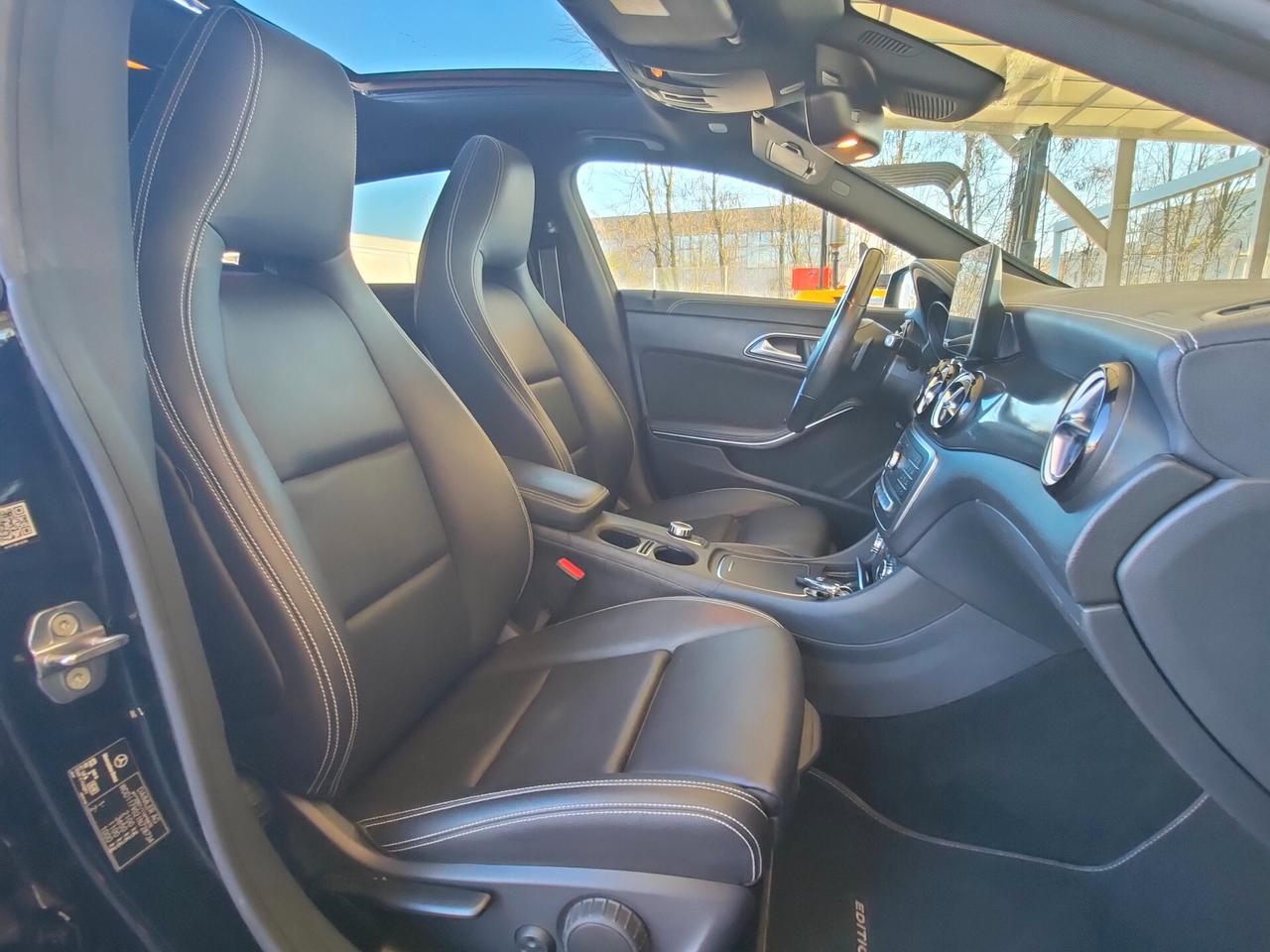 Mercedes-benz CLA 200 D AMG NIGHT EDITION 4Matic Automatico NEOPATENTATI