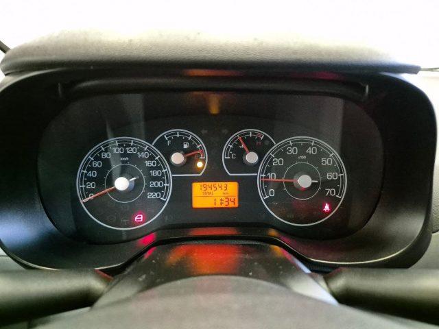 FIAT Grande Punto 1.4 5 porte Dynamic - NEOPAT. - Clima - Mp3