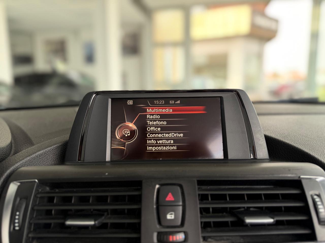 Bmw 218i Cabrio Sport Bianco Perla