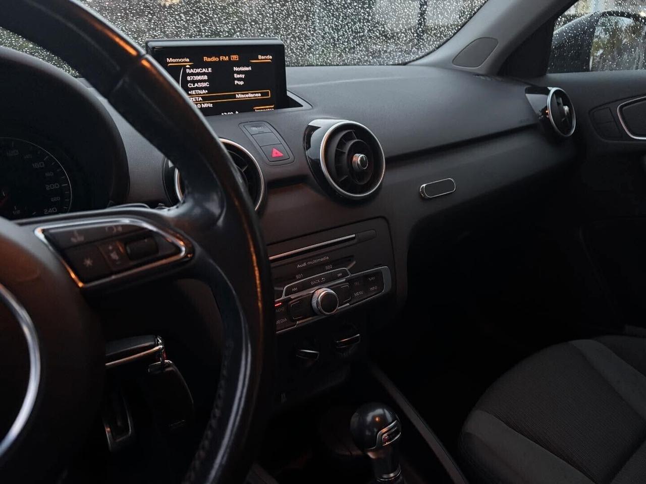 Audi A1 SPB 1.6 TDI -s line