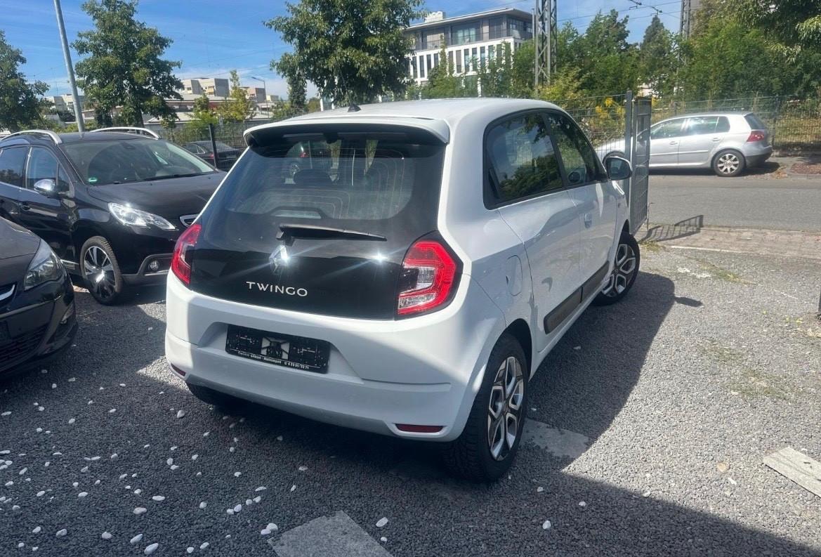 Renault Twingo nuovo mod Limited Intens Cambio Manuale