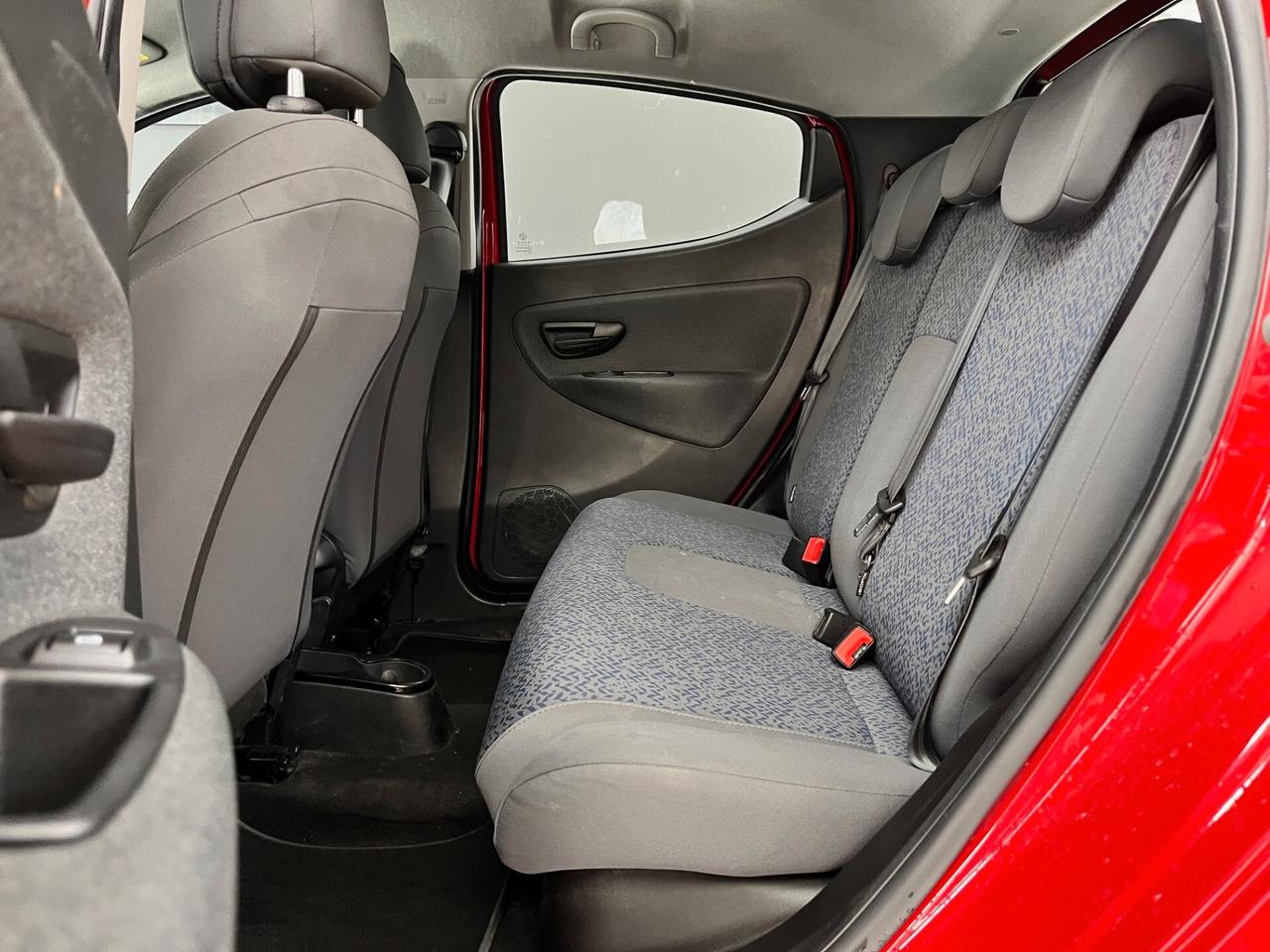 Lancia Ypsilon 1.0 HYBRID Silver KM. 51.900 - 2022