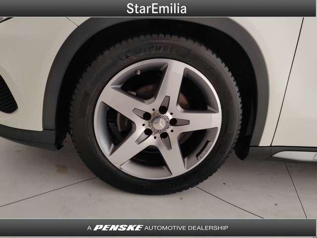 Mercedes-Benz GLA 200 GLA 200 d Automatic Premium
