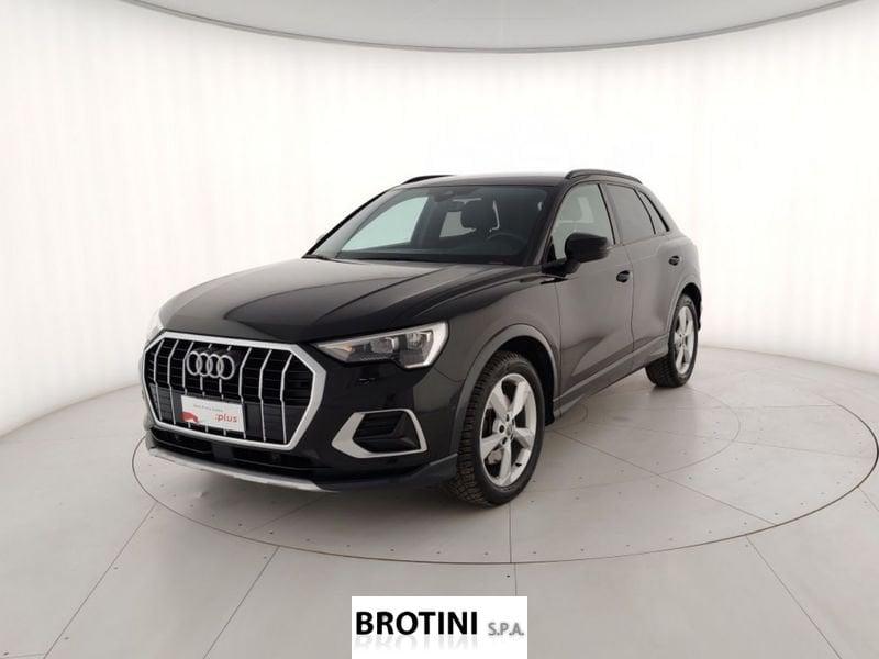 Audi Q3 45 TFSI quattro S tronic Business Advance