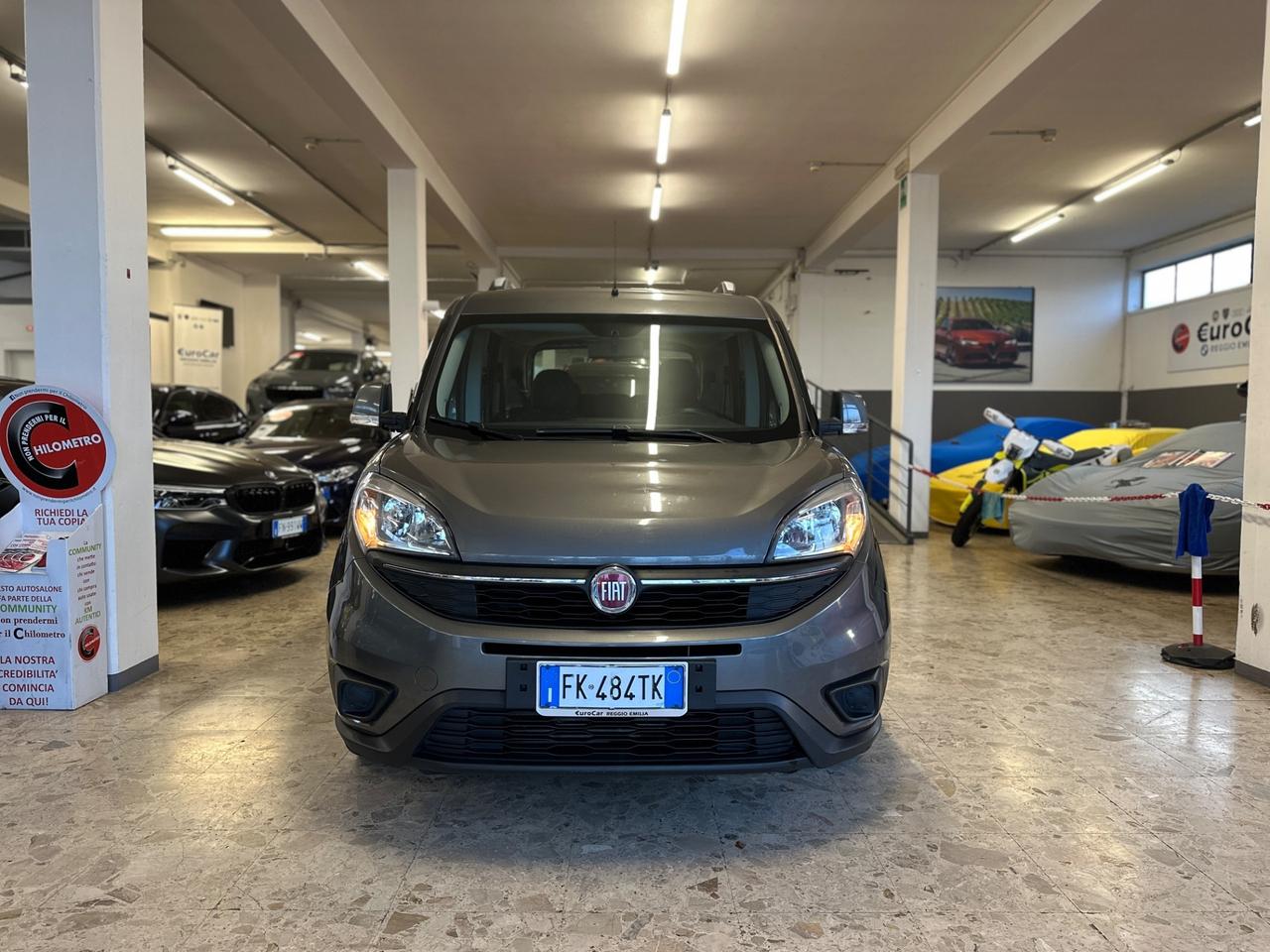 Fiat Doblò 1.6 MJT 7P 120CV Lounge 06/2017 Euro 6B