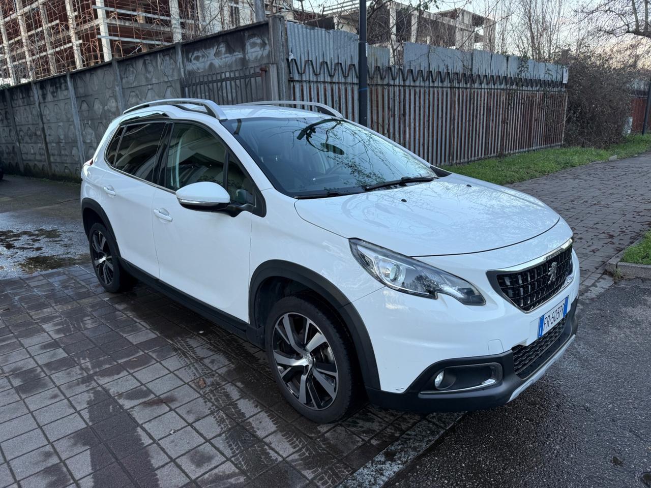 Peugeot 2008 PureTech Turbo 110 S&S Allure