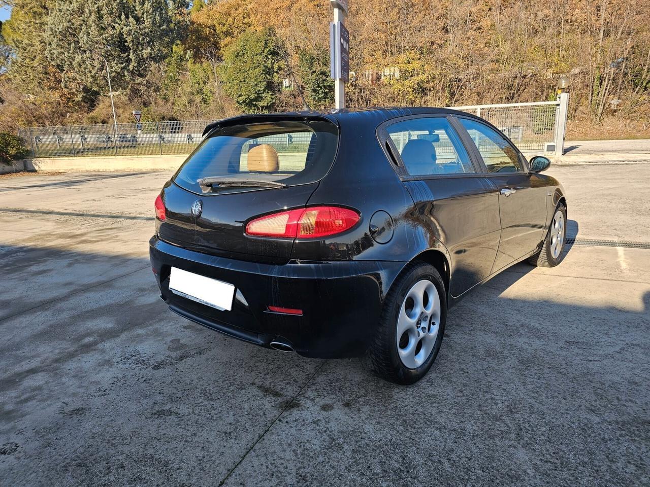 Alfa Romeo 147 1.6 16V TS (105) 5 porte Black Line + GPL