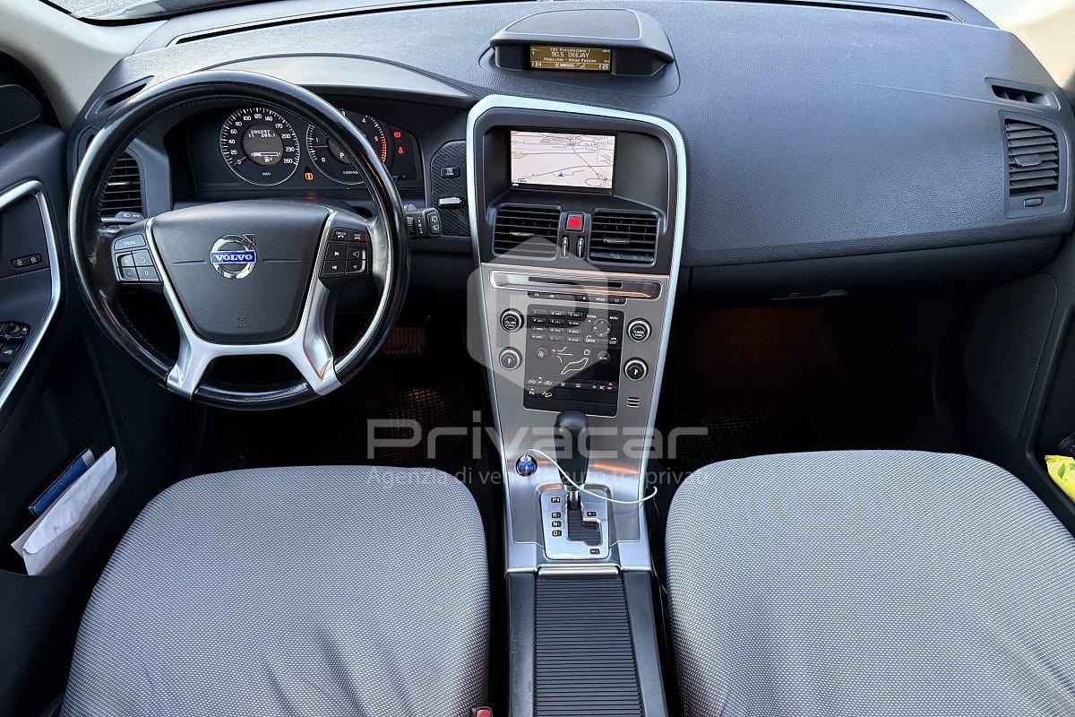 VOLVO XC60 2.4 D 163 CV AWD Geartronic Momentum