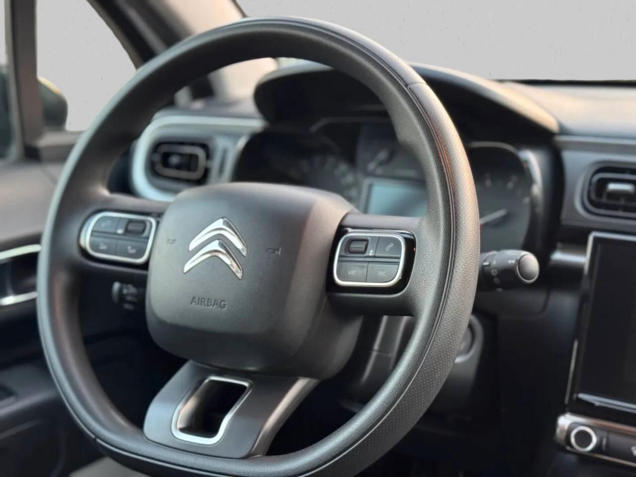 Citroen C3 BlueHDi 100 S&S Shine Pack 10/2020