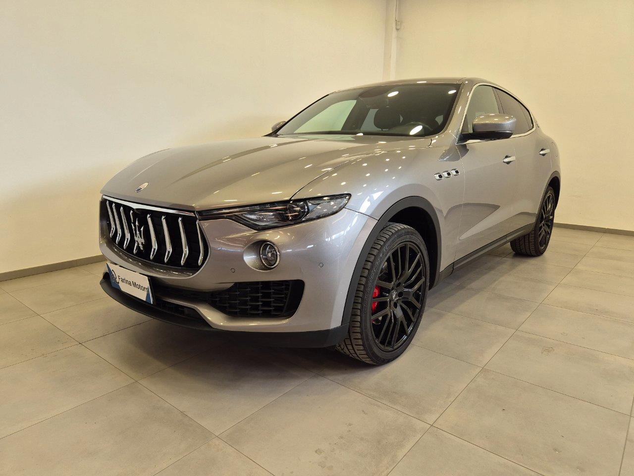 Maserati Levante 3.0 V6 350cv auto