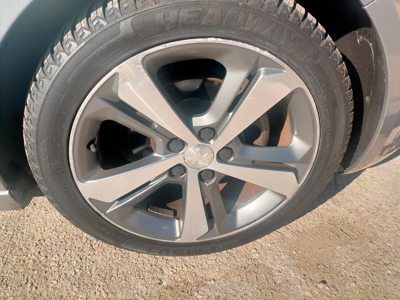 Peugeot 308 1.6 e-HDi 115 CV Stop&Start Allure