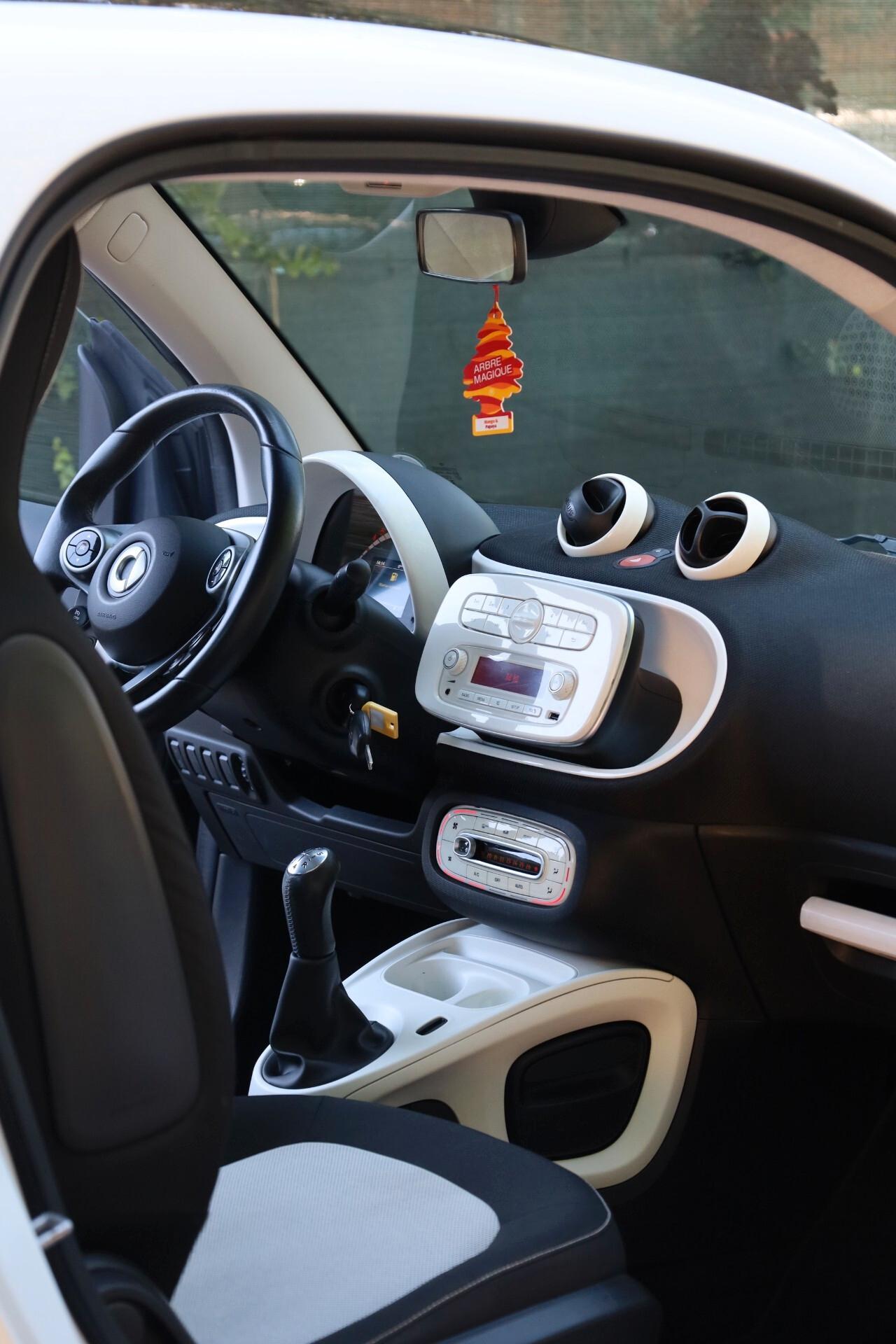 Smart ForTwo 1000 62 kW coupé passion 1.0 MANUALE
