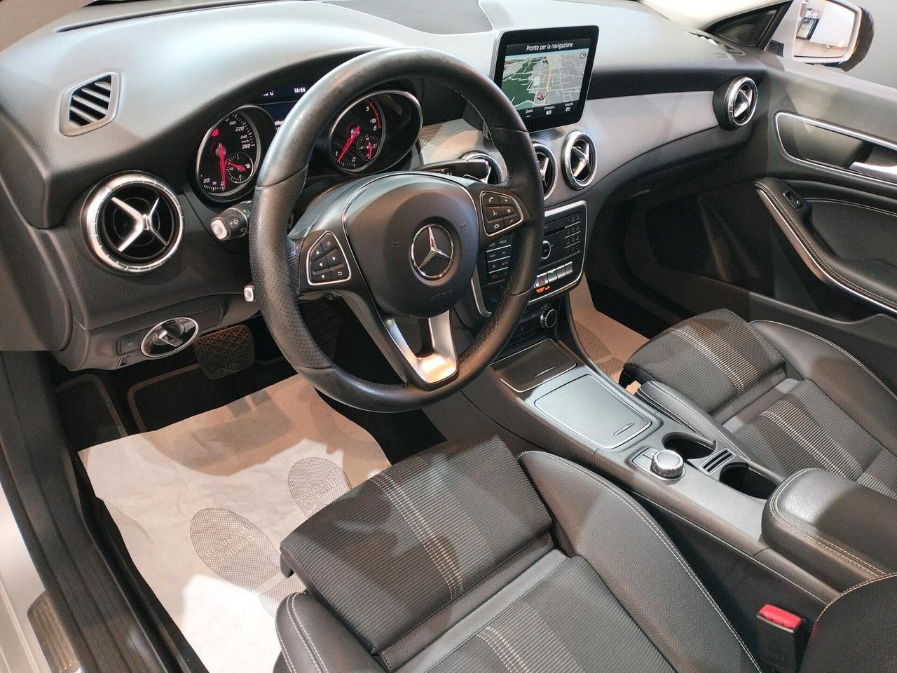 Mercedes-Benz CLA 180 Shooting Brake d Sport Activity edition auto