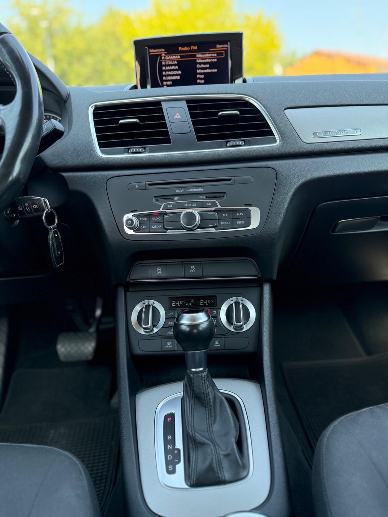 Audi Q3 2.0 TDI 177 CV quattro S tronic Business Plus