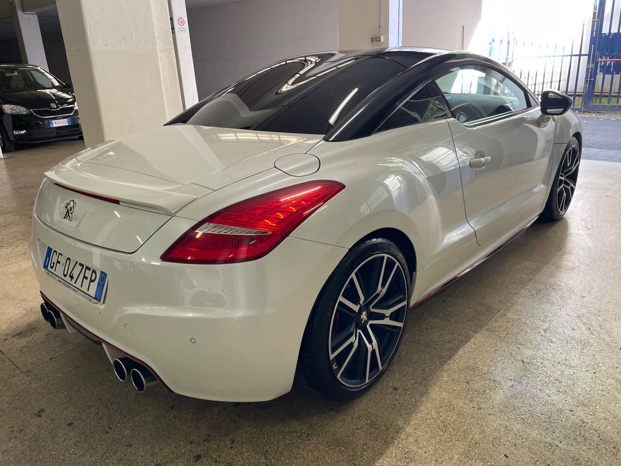 Peugeot RCZ 1.6 THP 270 CV
