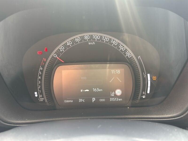 Toyota Aygo X 1.0B (72 CV) Lounge S-CVT