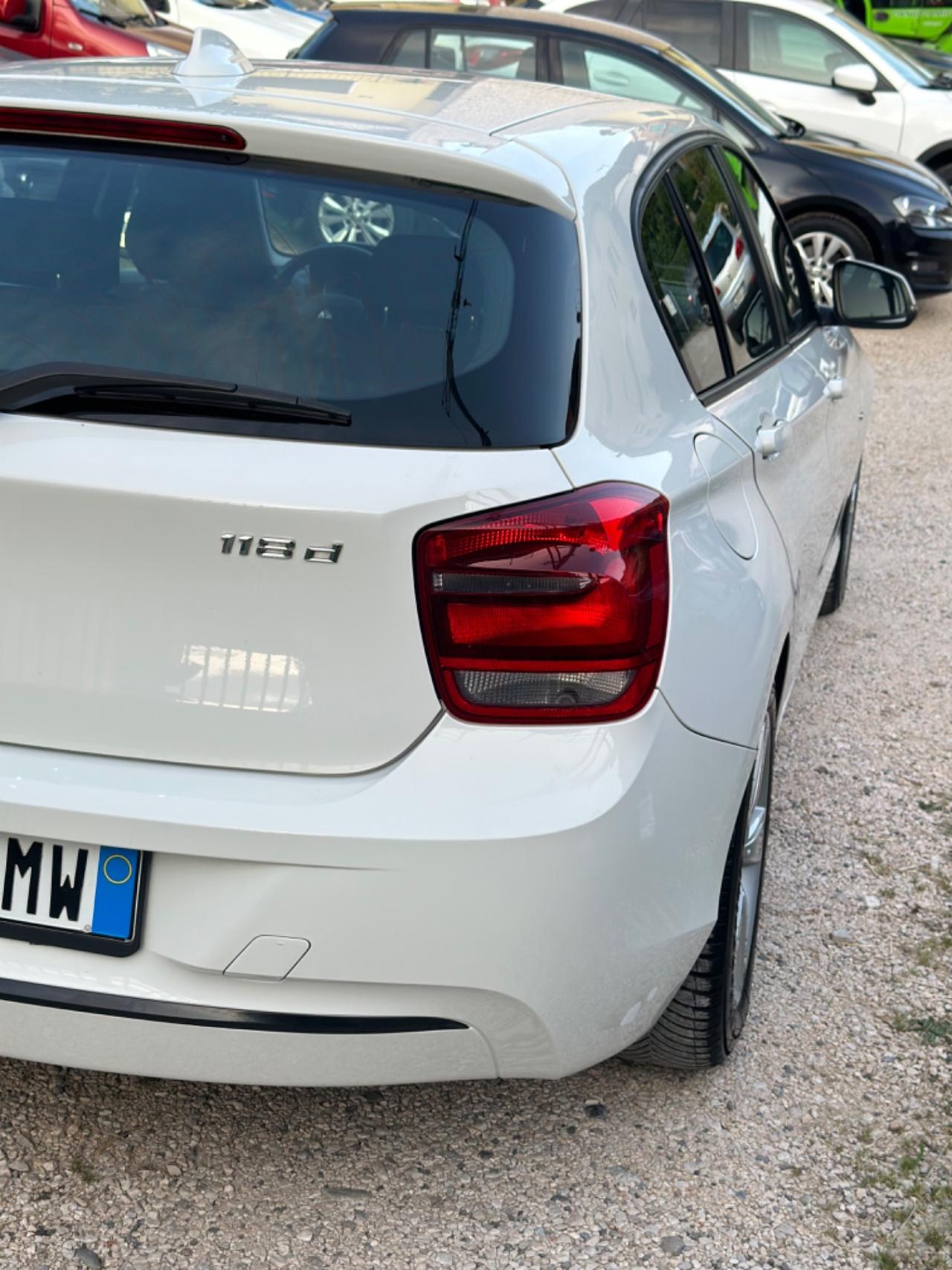 Bmw 118d 5p. SPORT KMCERT UNICOPR EU5B