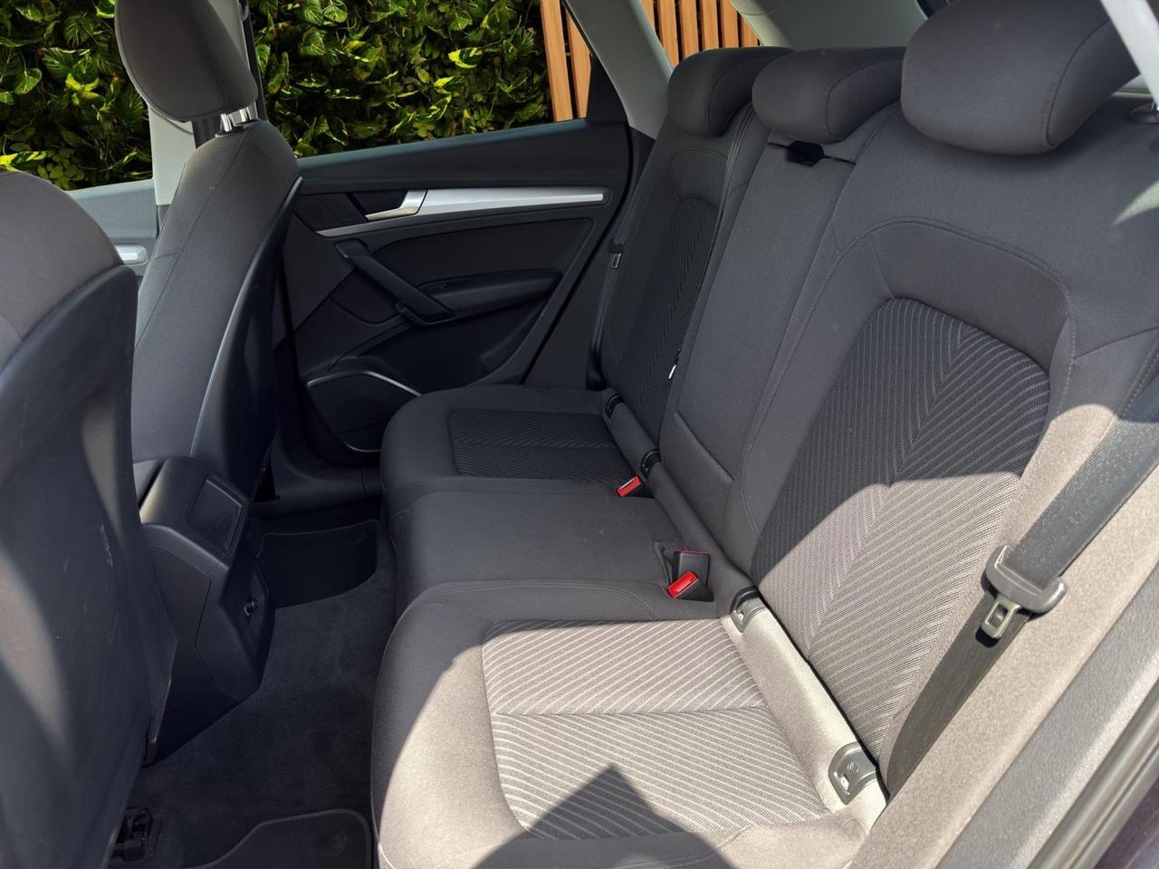 Audi Q5 2.0 TDI quattro S tronic Business Sport