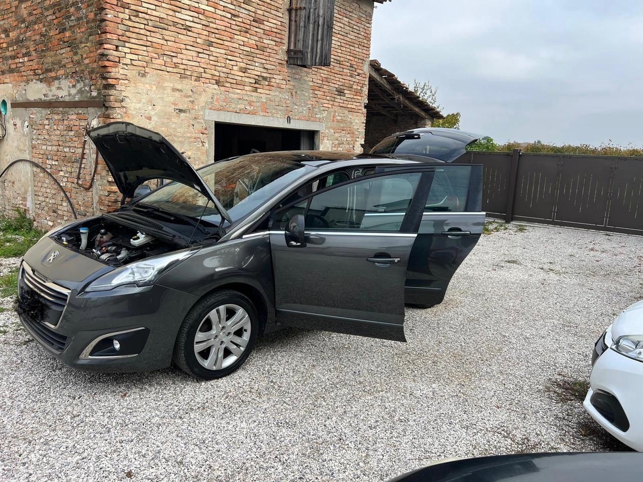 Peugeot 5008 BlueHDi 120 S&S Allure