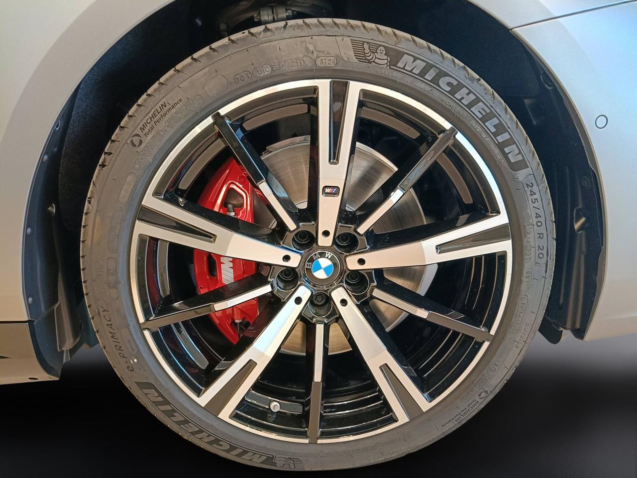 BMW BMW i5 xDrive40 Berlina