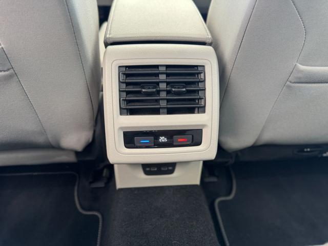 VOLKSWAGEN Golf 2.0 TDI 150cv DSG Style (Led/App/Navi)