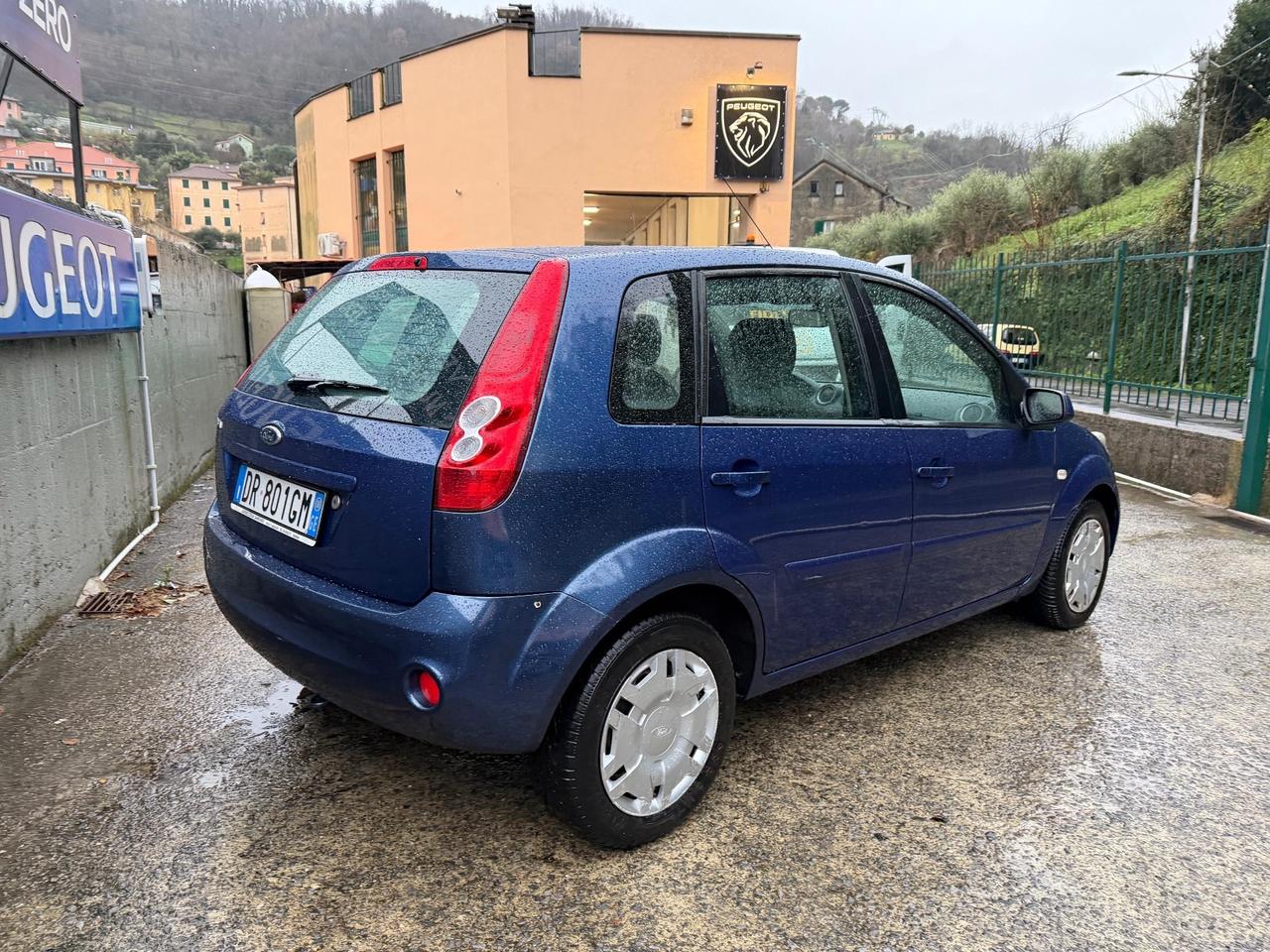 Ford Fiesta 1.2 82 CV 5 porte Titanium