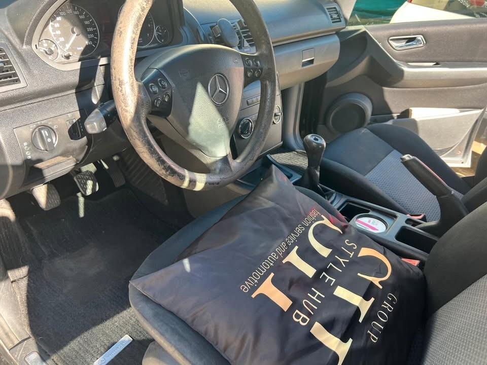 Mercedes-benz A 140 150 Classic Basic