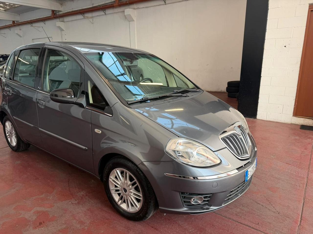 Lancia MUSA 1.3 Mjt 95 CV 5th Avenue neopat