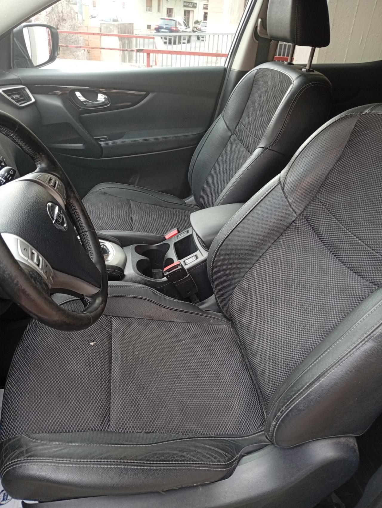Nissan Qashqai 1.6 dCi DPF Tekna