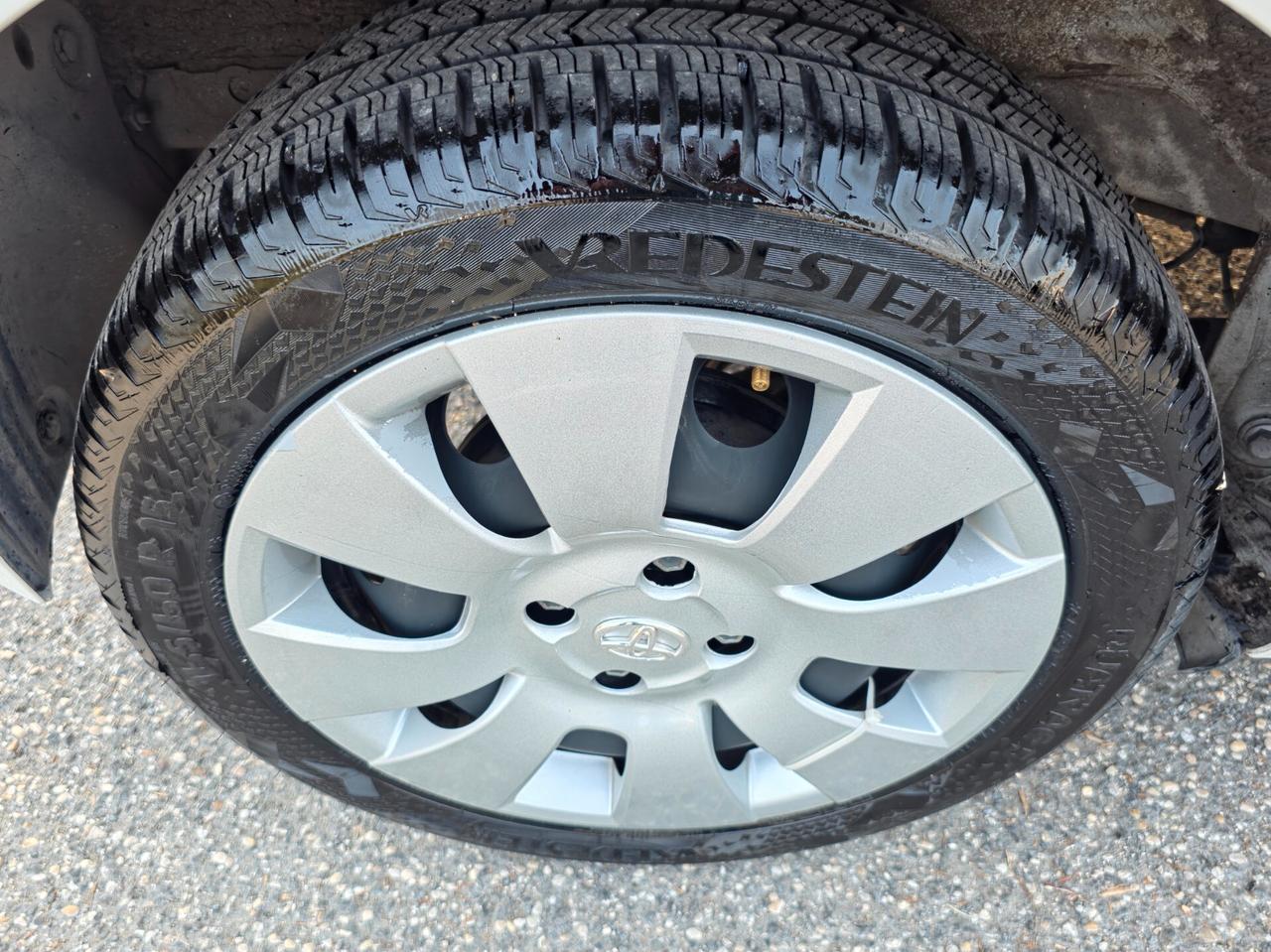 Toyota Aygo 1.0 VVT-i 69 CV 5 porte x-cite MMT 2014-E5B Automatico NEO