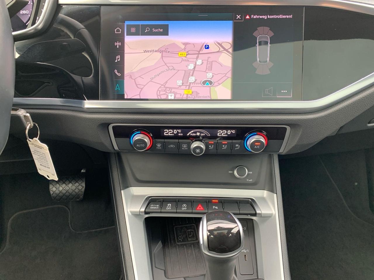 Audi Q3 40 TFSI quattro S tronic S line edition