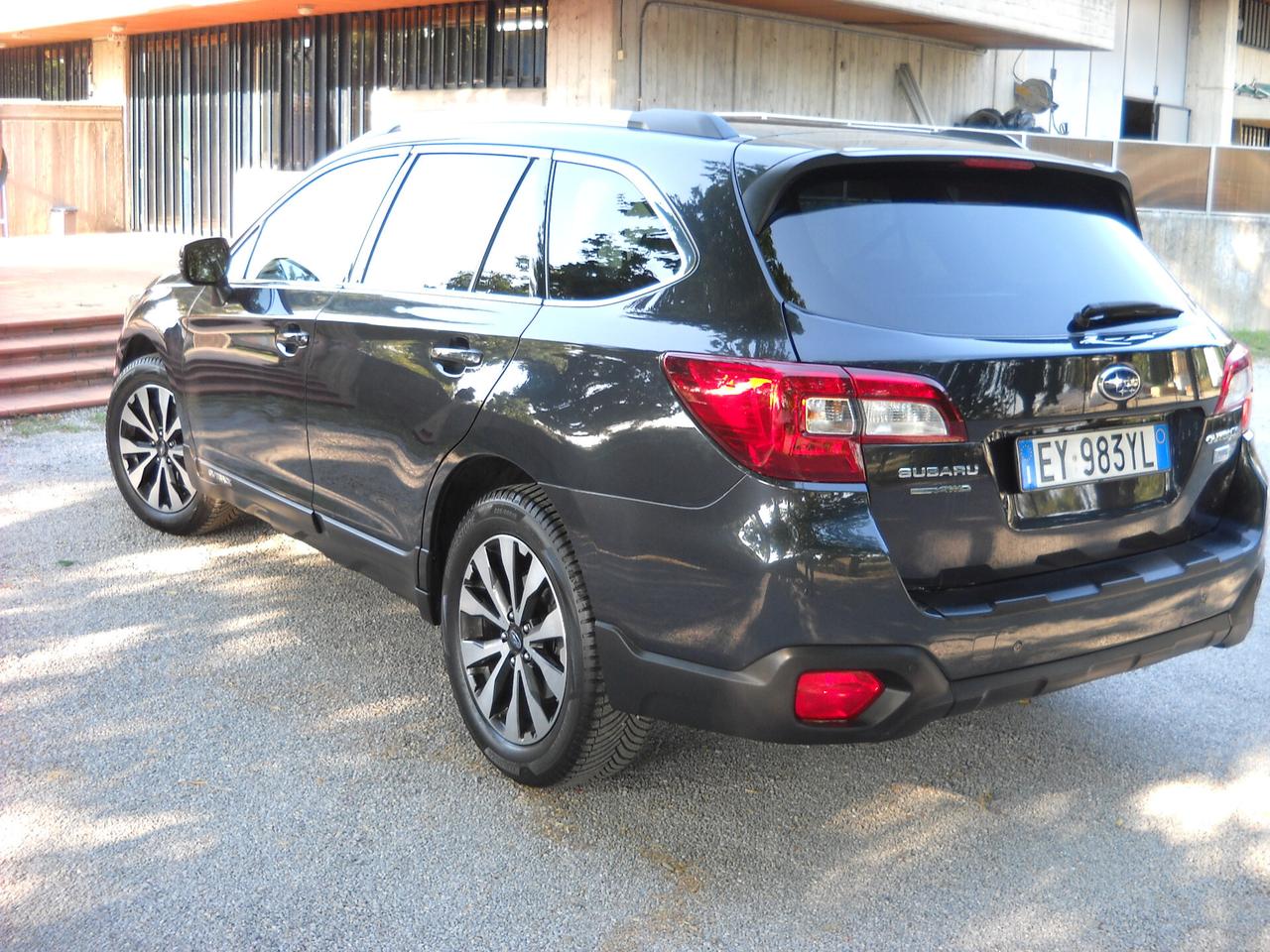 Subaru OUTBACK 2.0d-S Lineartronic Unlimited