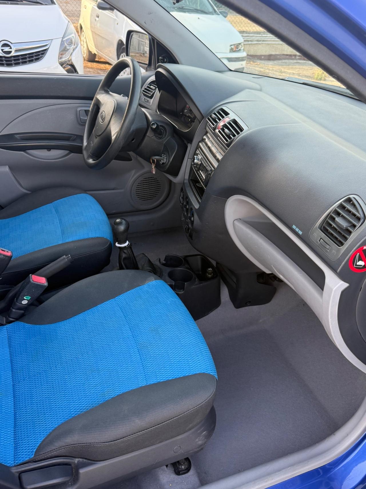 Kia picanto 1.0 benzina 86 milaKM NEOPATENTATI