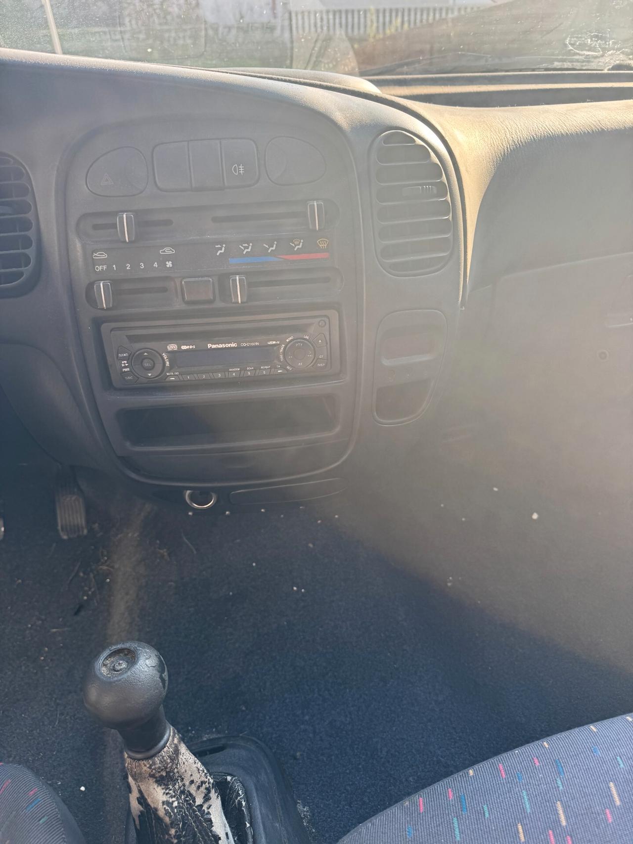 Hyundai H1 AUTOCARRO 3 POSTI