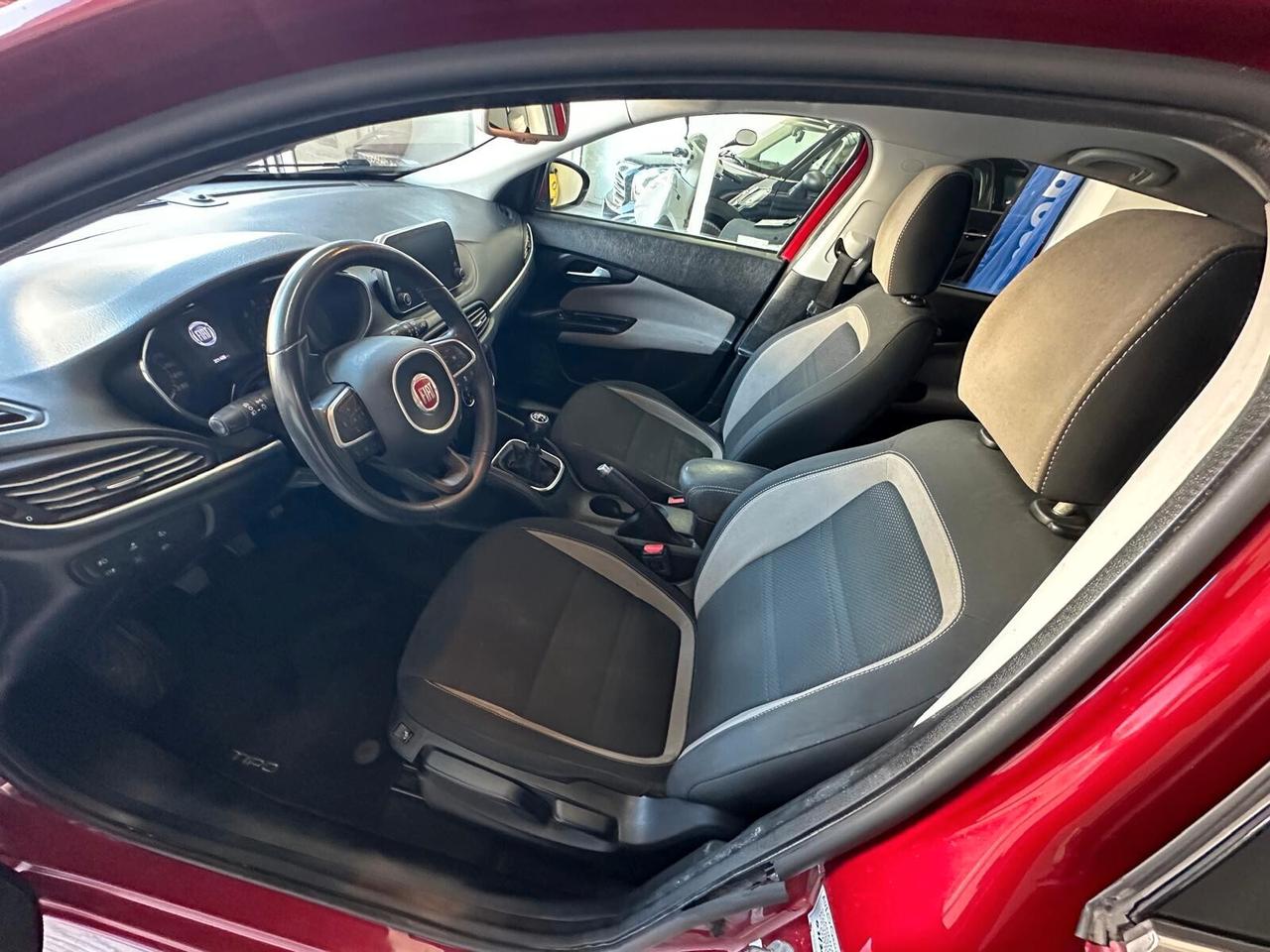 Fiat Tipo 1.6 Mjt S&S DCT SW Lounge